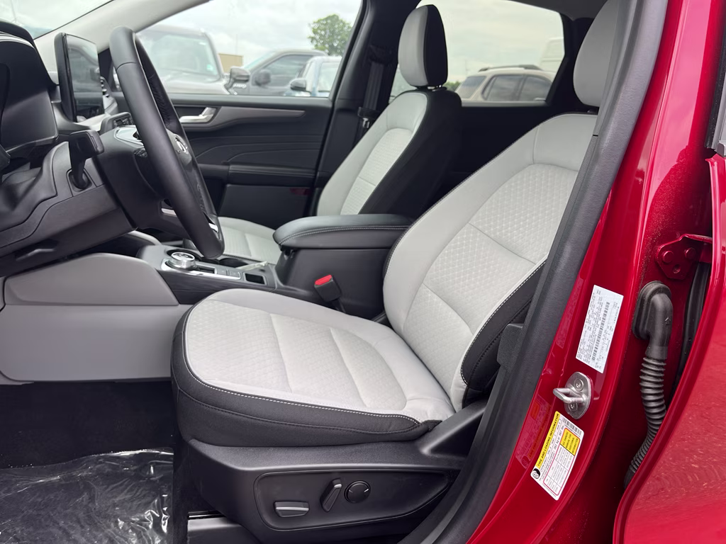 2026 rapid red metallic tinted clearcoat Ford Escape Active FWD SUV