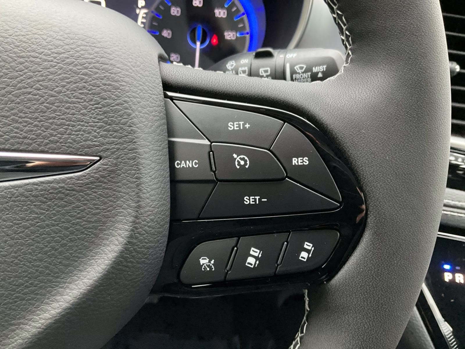 2026 Bright White Clearcoat Chrysler Pacifica Limited AWD Van