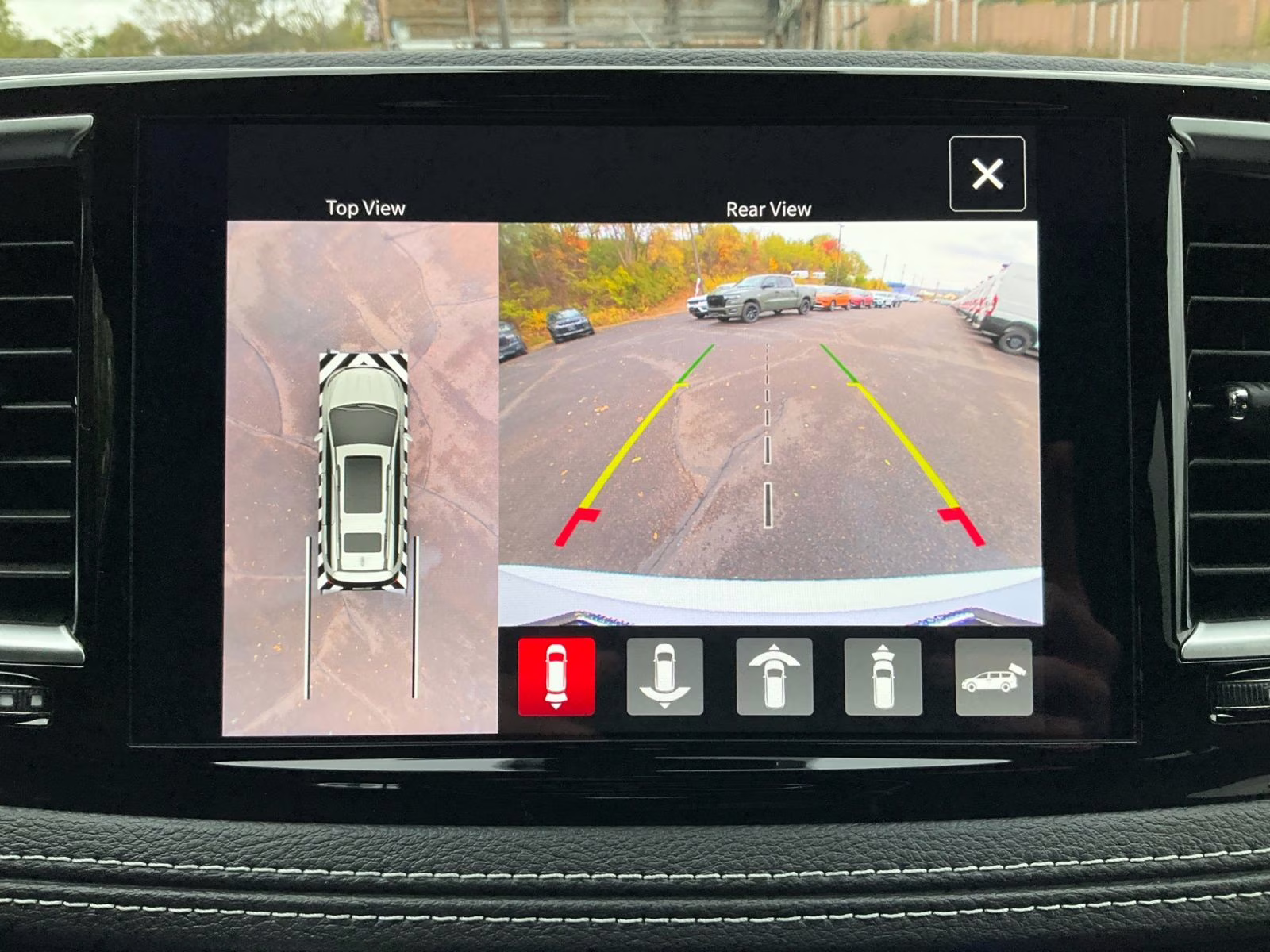 2026 Bright White Clearcoat Chrysler Pacifica Limited AWD Van