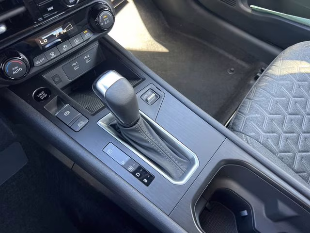 2026 Aspen White Tricoat Nissan Kicks SV FWD SUV