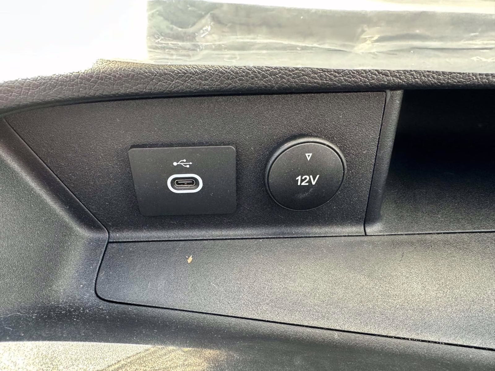 2024 Oxford White Ford Transit Cargo Van T-250 148 Low Rf 9070 GVWR RWD RWD Van