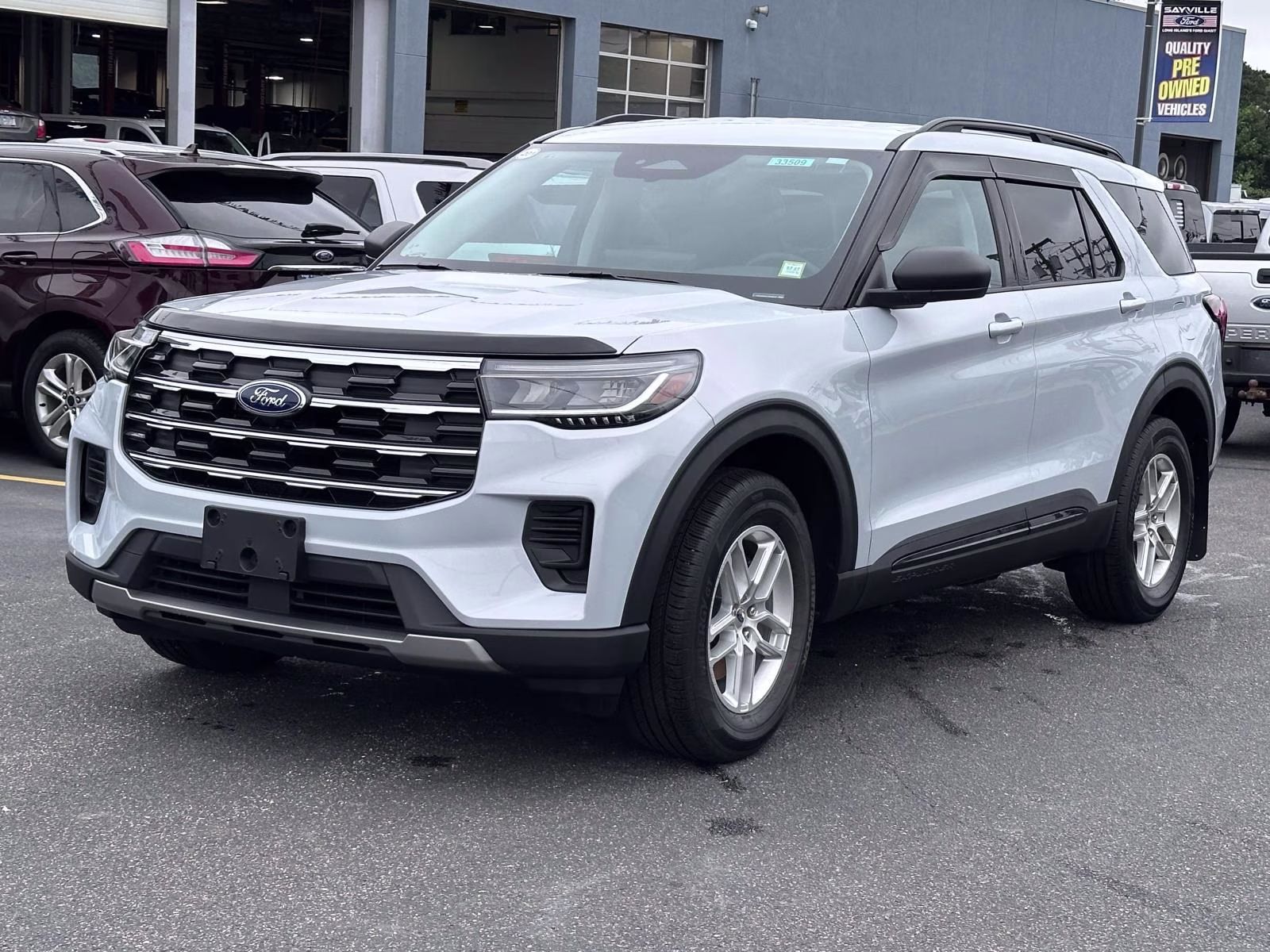2026 Space White Metallic Ford Explorer Active w/100A Pkg 4WD 4X4 SUV