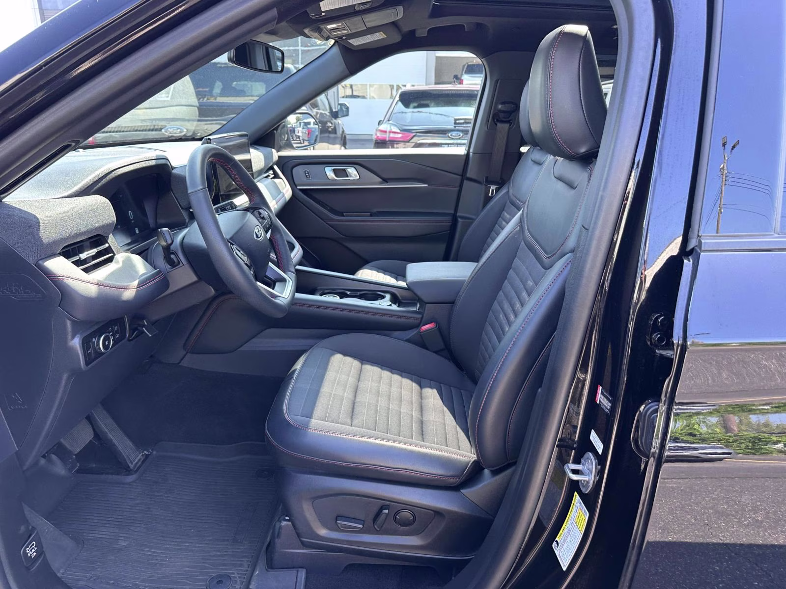 2026 Agate Black Metallic Ford Explorer ST-Line 4WD 4X4 SUV