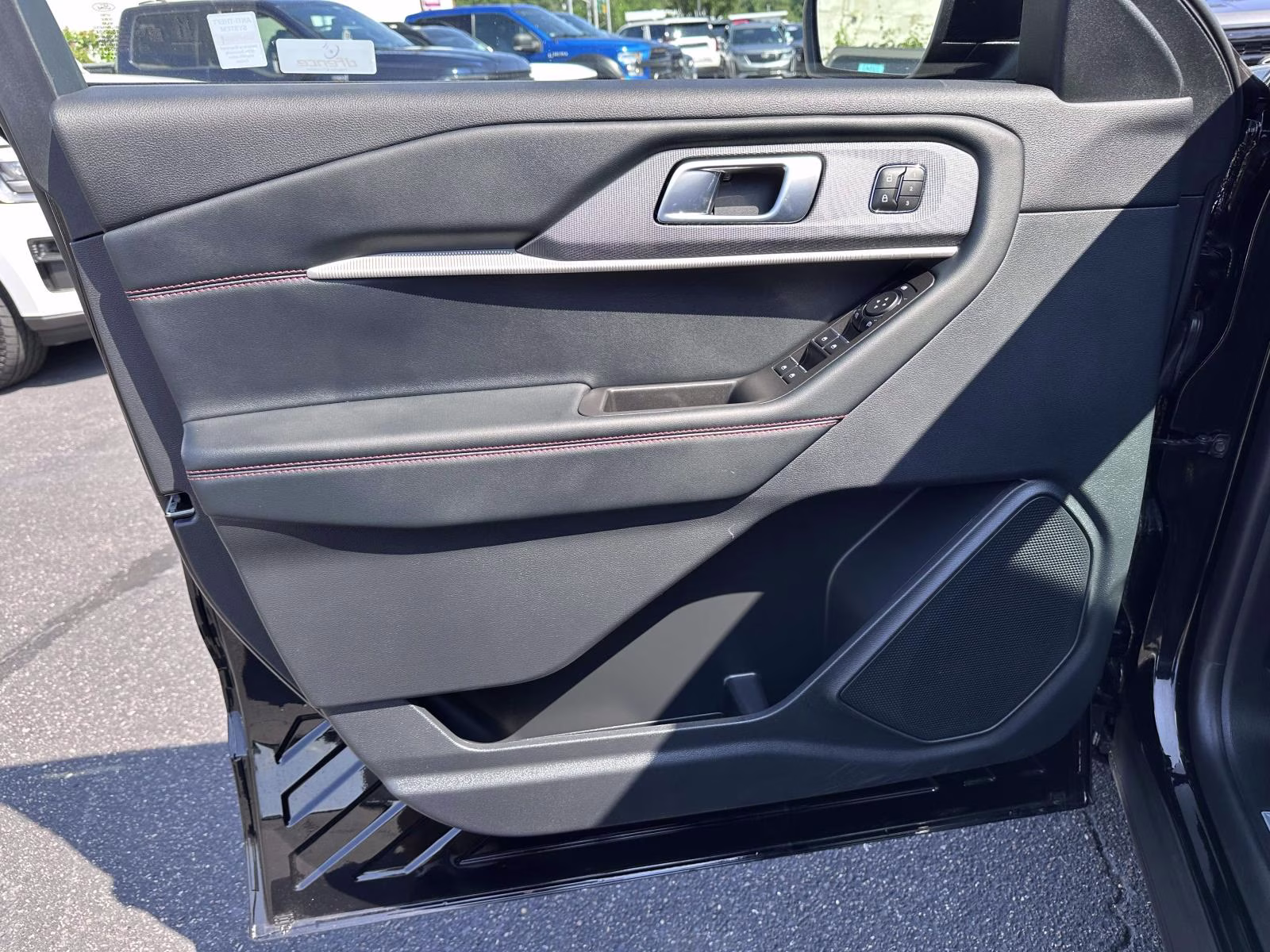 2026 Agate Black Metallic Ford Explorer ST-Line 4WD 4X4 SUV