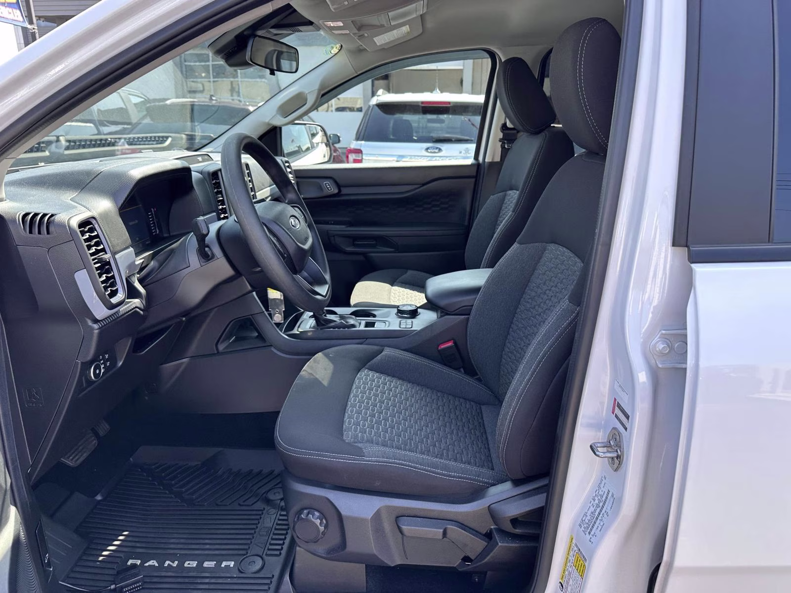 2025 Oxford White Ford Ranger XL 4WD SuperCrew 5' Box 4X4 Truck