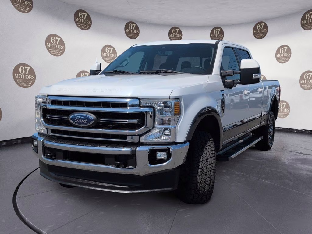 2020 White Ford Super Duty F-250 SRW Lariat 4X4 Truck