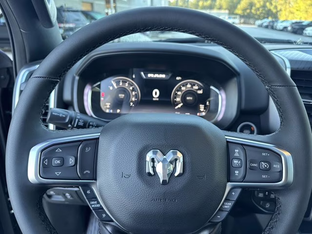 2026 Diamond Black Crystal Pearlcoat Ram 1500 Big Horn 4X4 Truck