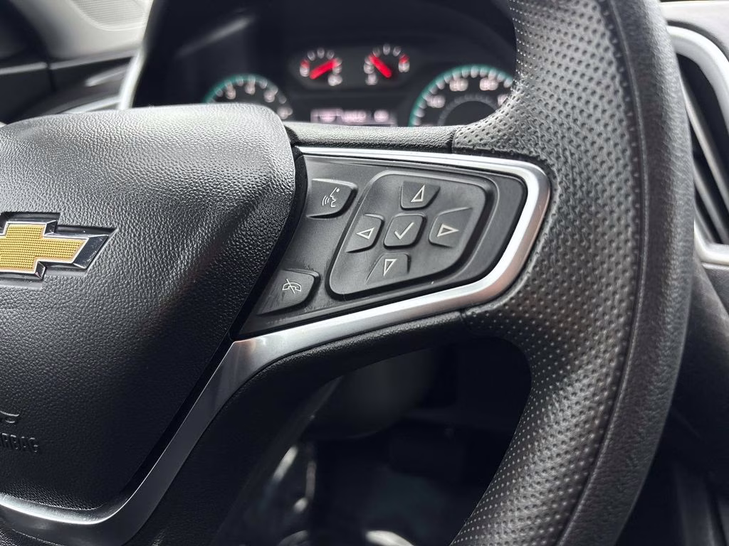 2024 Summit White Chevrolet Malibu LT FWD Sedan