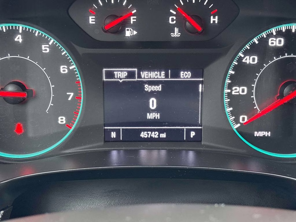 2024 Summit White Chevrolet Malibu LT FWD Sedan