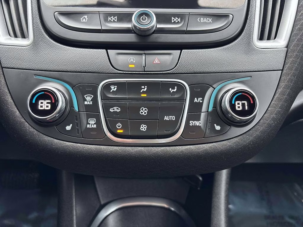 2024 Summit White Chevrolet Malibu LT FWD Sedan