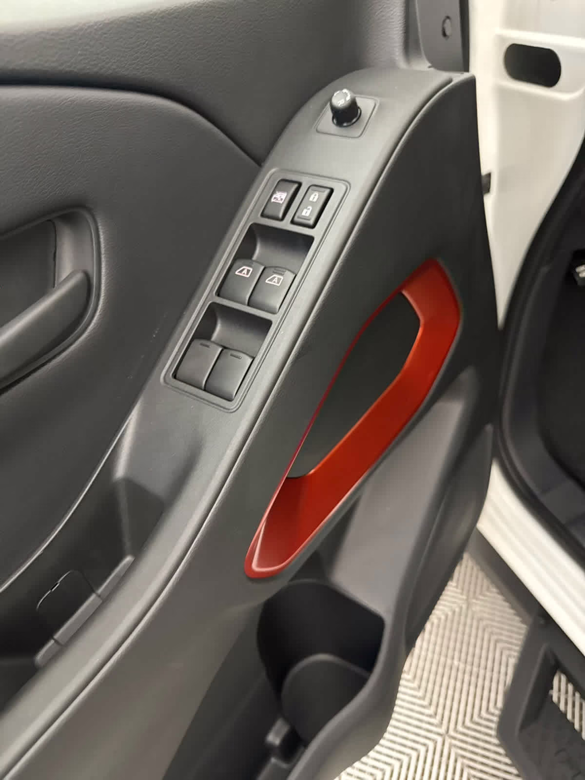 2026 Glacier White Nissan Frontier PRO-X RWD Truck