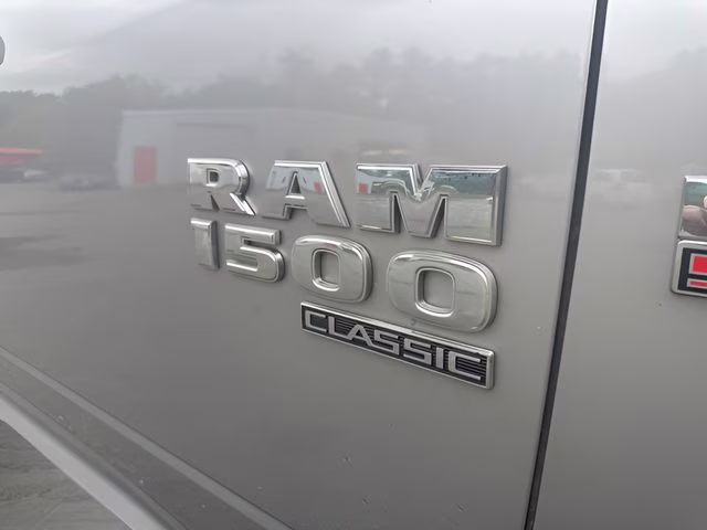 2022 Billet Silver Metallic Clearcoat Ram 1500 Classic SLT 4X4 Truck