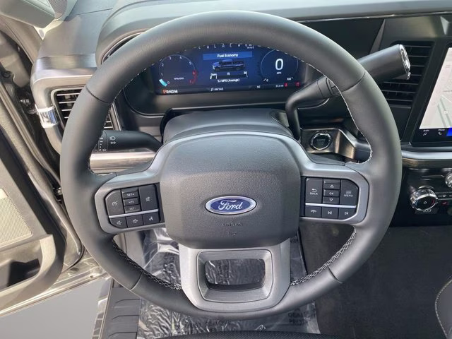 2026 Carbonized Gray Metallic Ford Super Duty F-250 SRW LARIAT 4X4 Truck