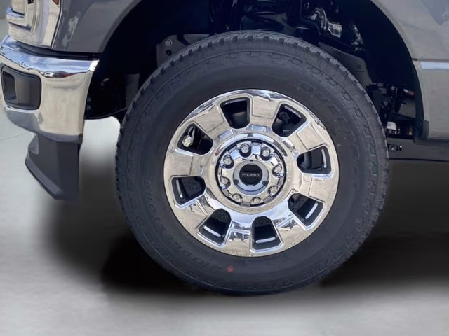 2026 Carbonized Gray Metallic Ford Super Duty F-250 SRW LARIAT 4X4 Truck