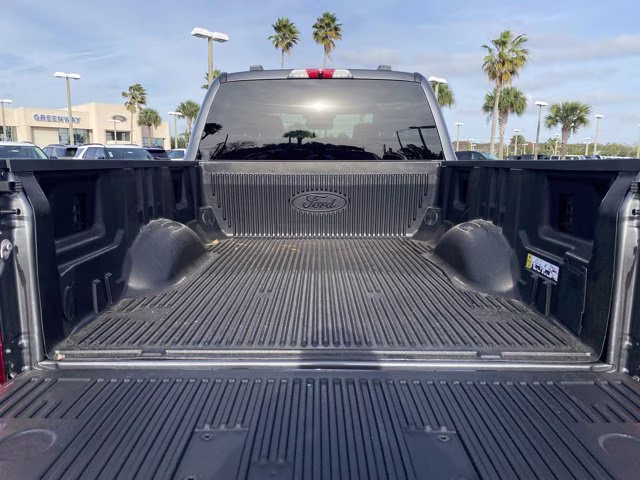 2026 Carbonized Gray Metallic Ford Super Duty F-250 SRW LARIAT 4X4 Truck