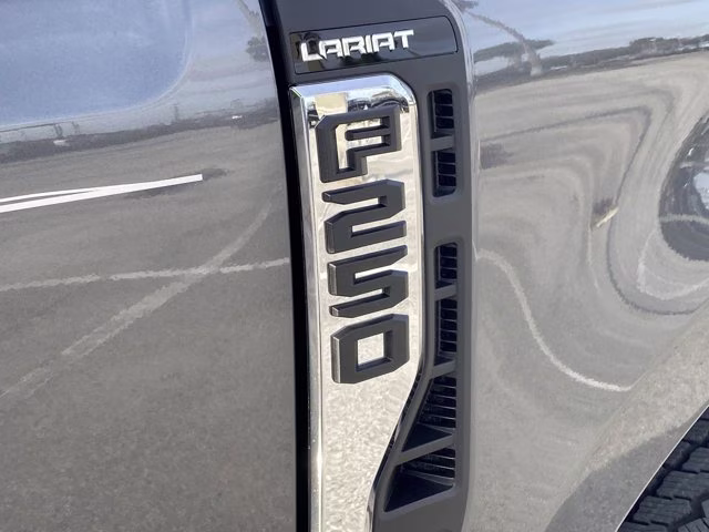 2026 Carbonized Gray Metallic Ford Super Duty F-250 SRW LARIAT 4X4 Truck