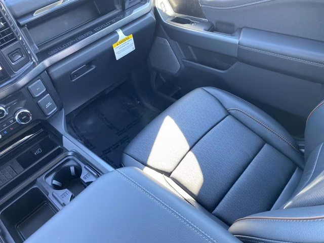 2026 Agate Black Metallic Ford Super Duty F-350 SRW LARIAT 4X4 Truck