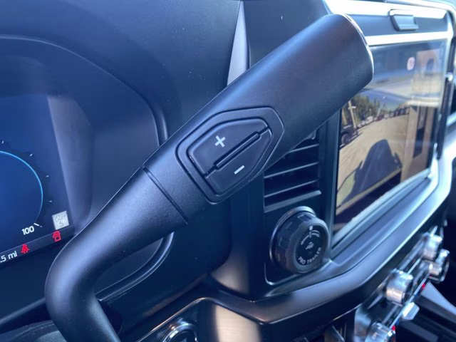 2026 Agate Black Metallic Ford Super Duty F-350 SRW LARIAT 4X4 Truck