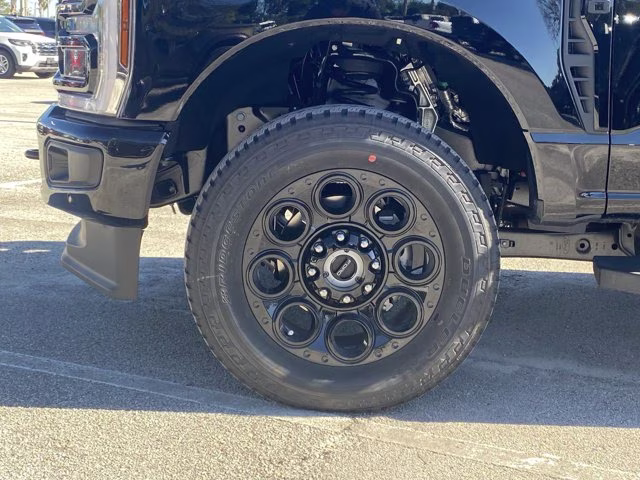 2026 Agate Black Metallic Ford Super Duty F-350 SRW LARIAT 4X4 Truck