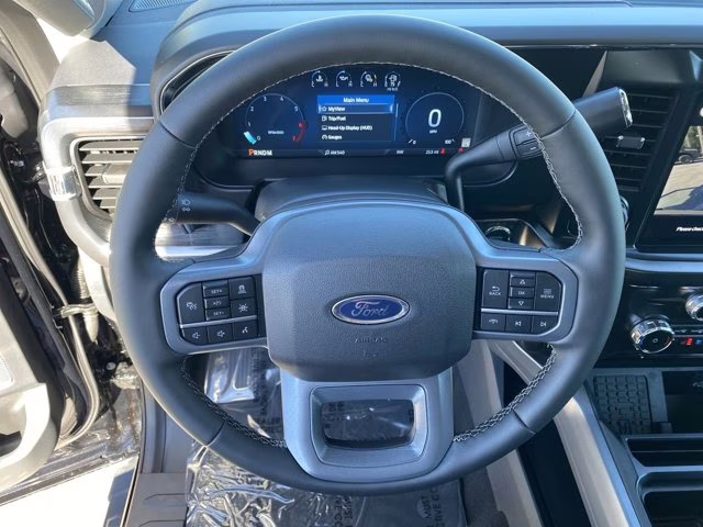 2026 Agate Black Metallic Ford Super Duty F-350 SRW LARIAT 4X4 Truck