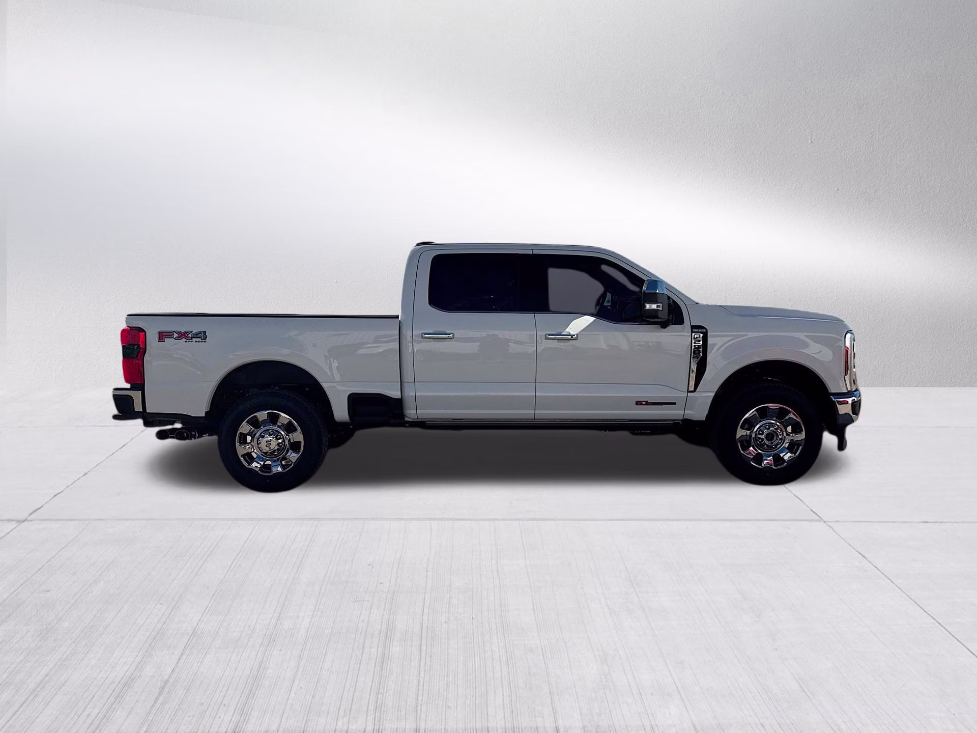 2026 Star White Metallic Tri-Coat Ford Super Duty F-250 SRW King Ranch 4X4 Truck