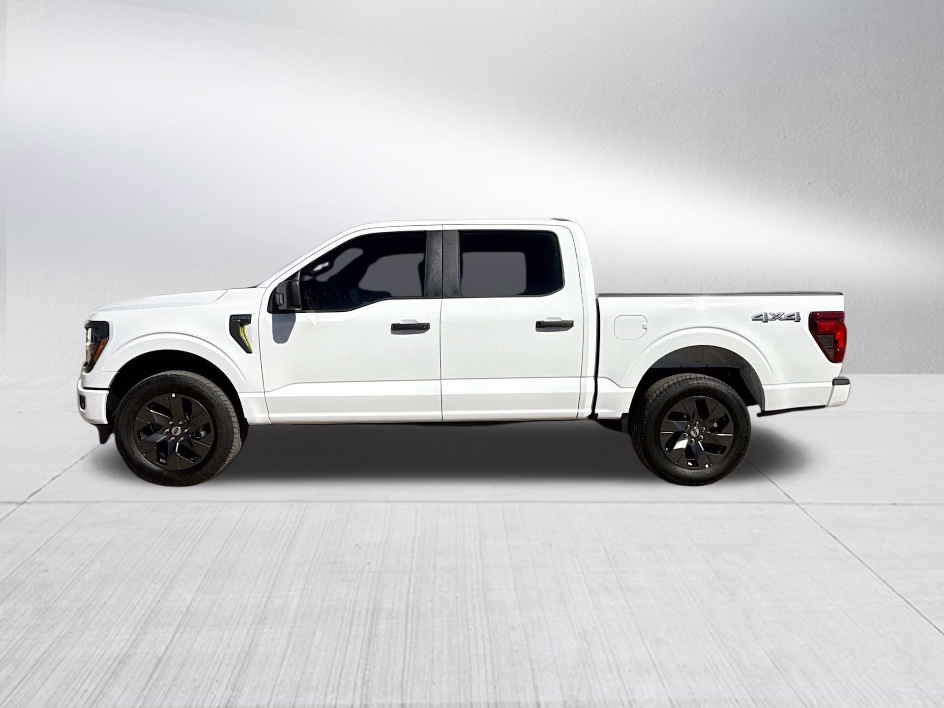 2025 Oxford White Ford F-150 STX 4X4 Truck