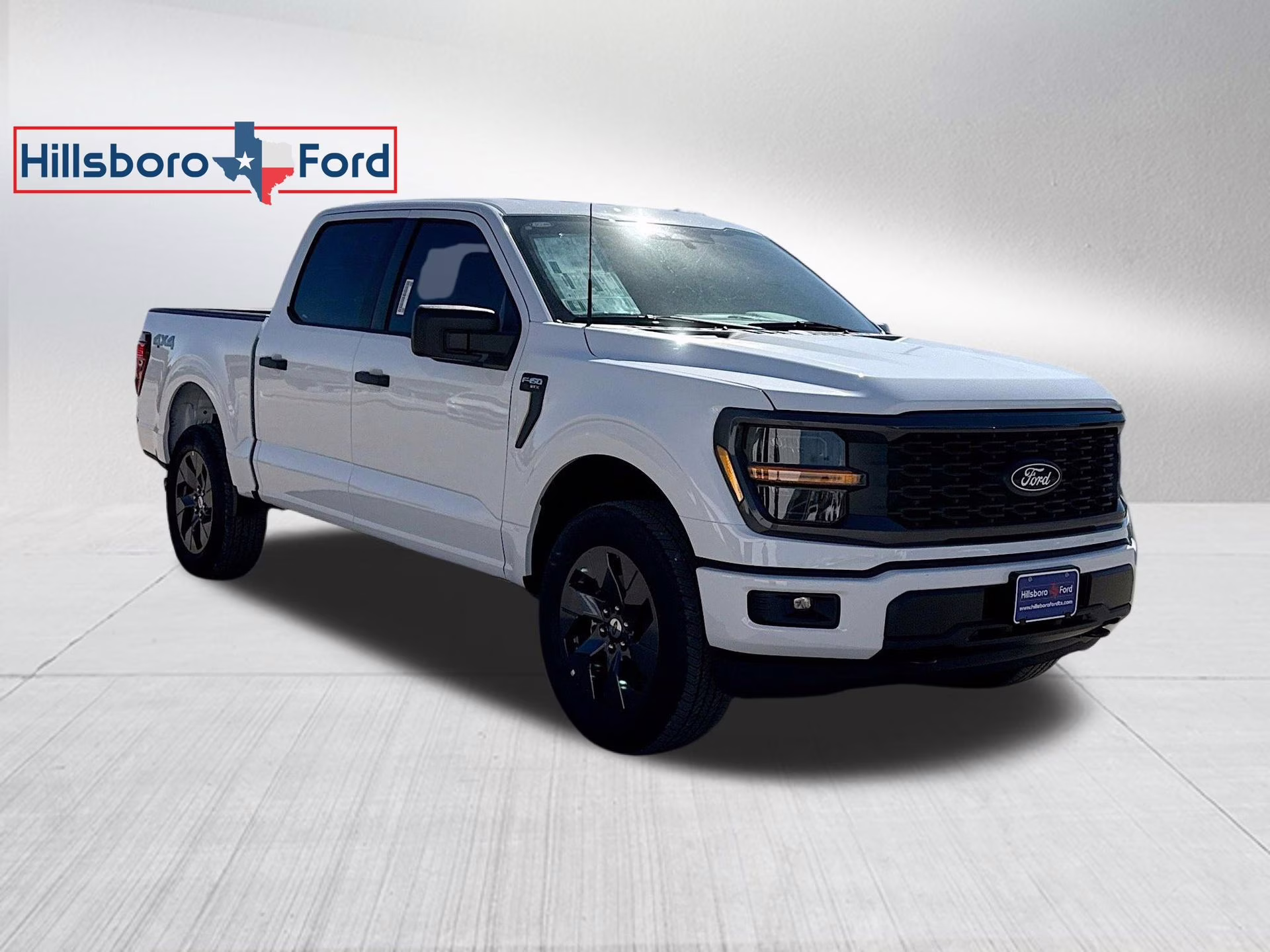 2025 Oxford White Ford F-150 STX 4X4 Truck