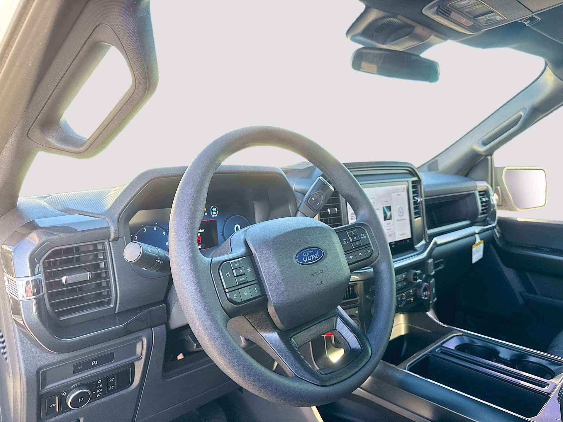 2025 Oxford White Ford F-150 STX 4X4 Truck