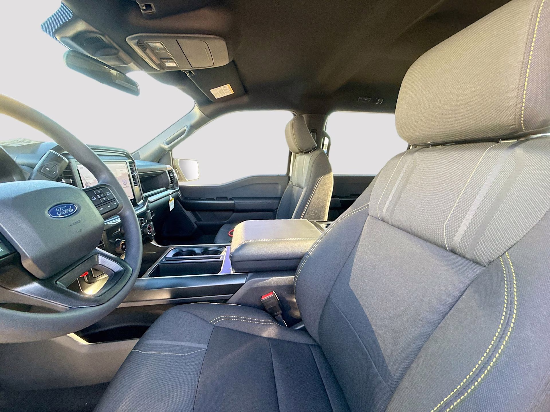 2025 Oxford White Ford F-150 STX 4X4 Truck