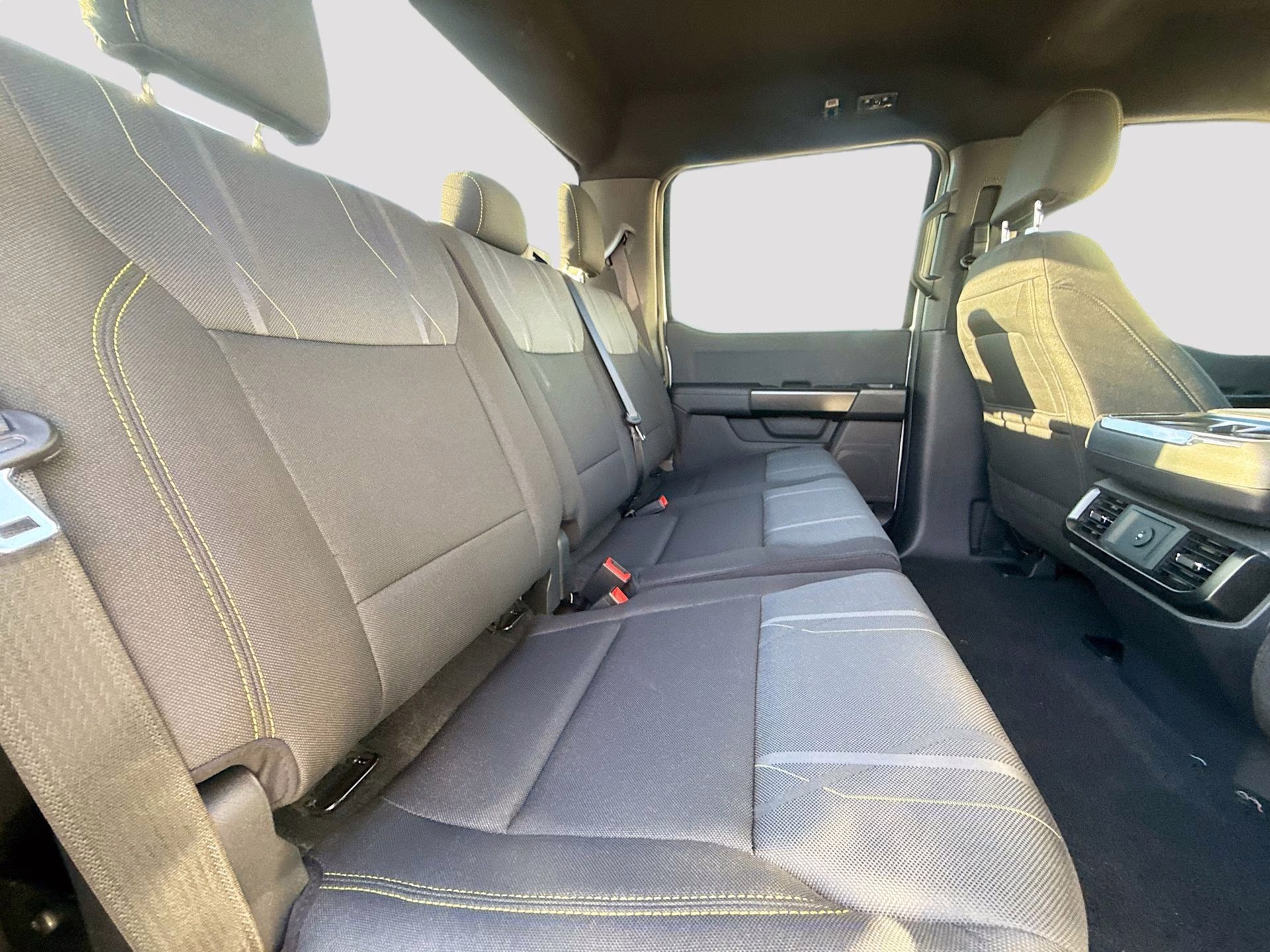 2025 Oxford White Ford F-150 STX 4X4 Truck