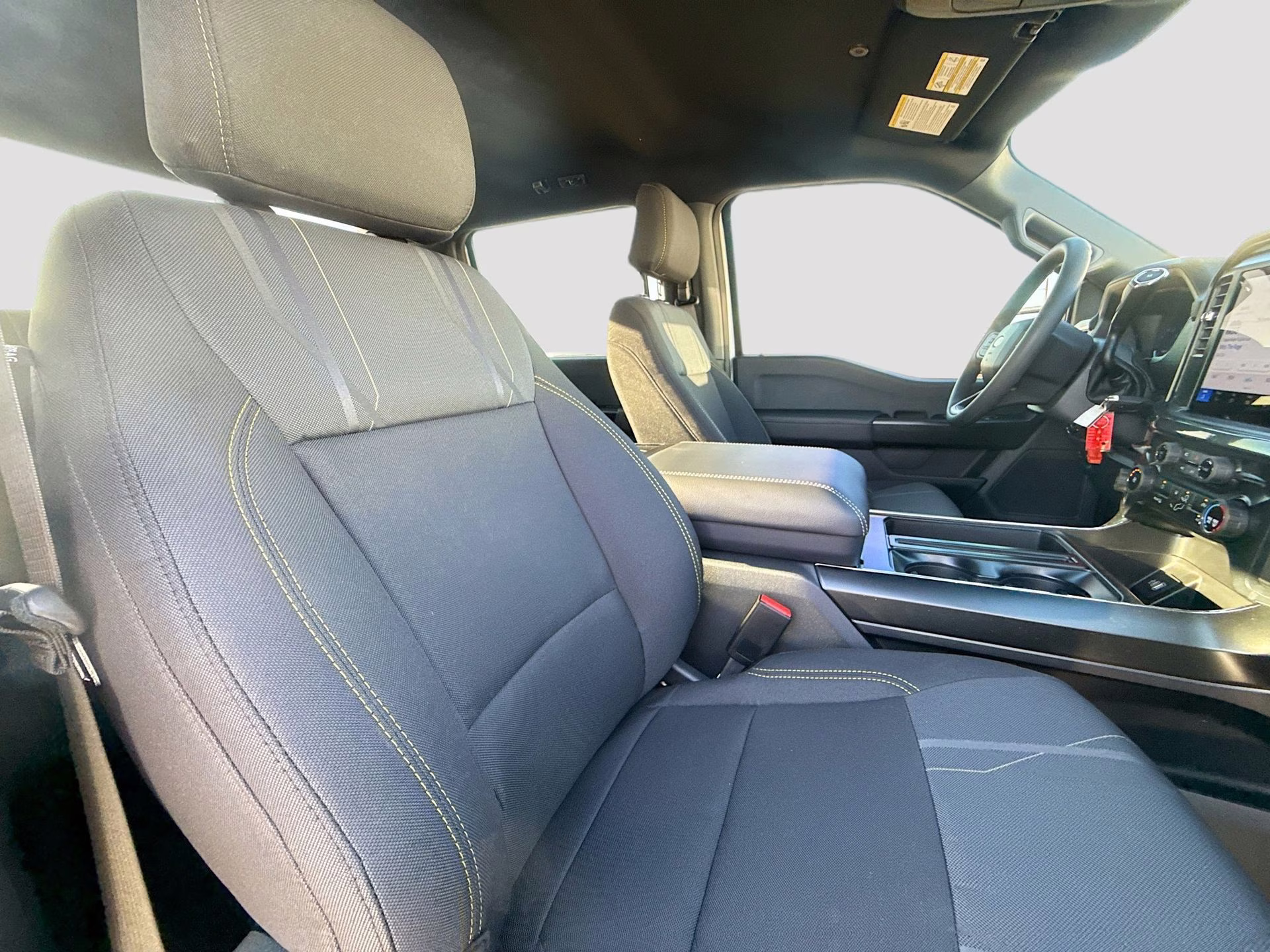 2025 Oxford White Ford F-150 STX 4X4 Truck