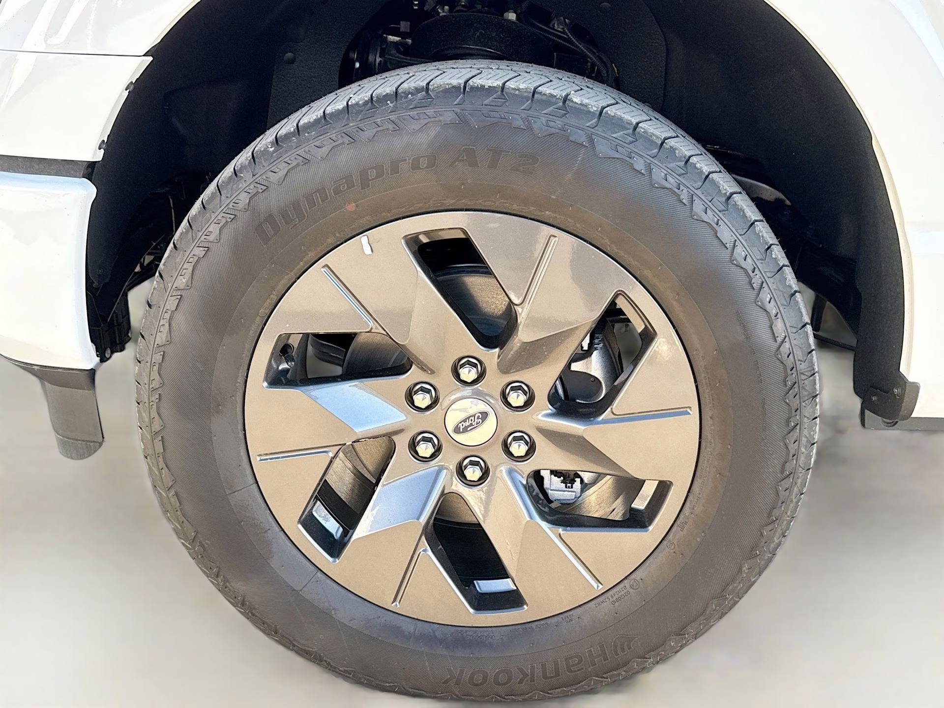 2025 Oxford White Ford F-150 STX 4X4 Truck