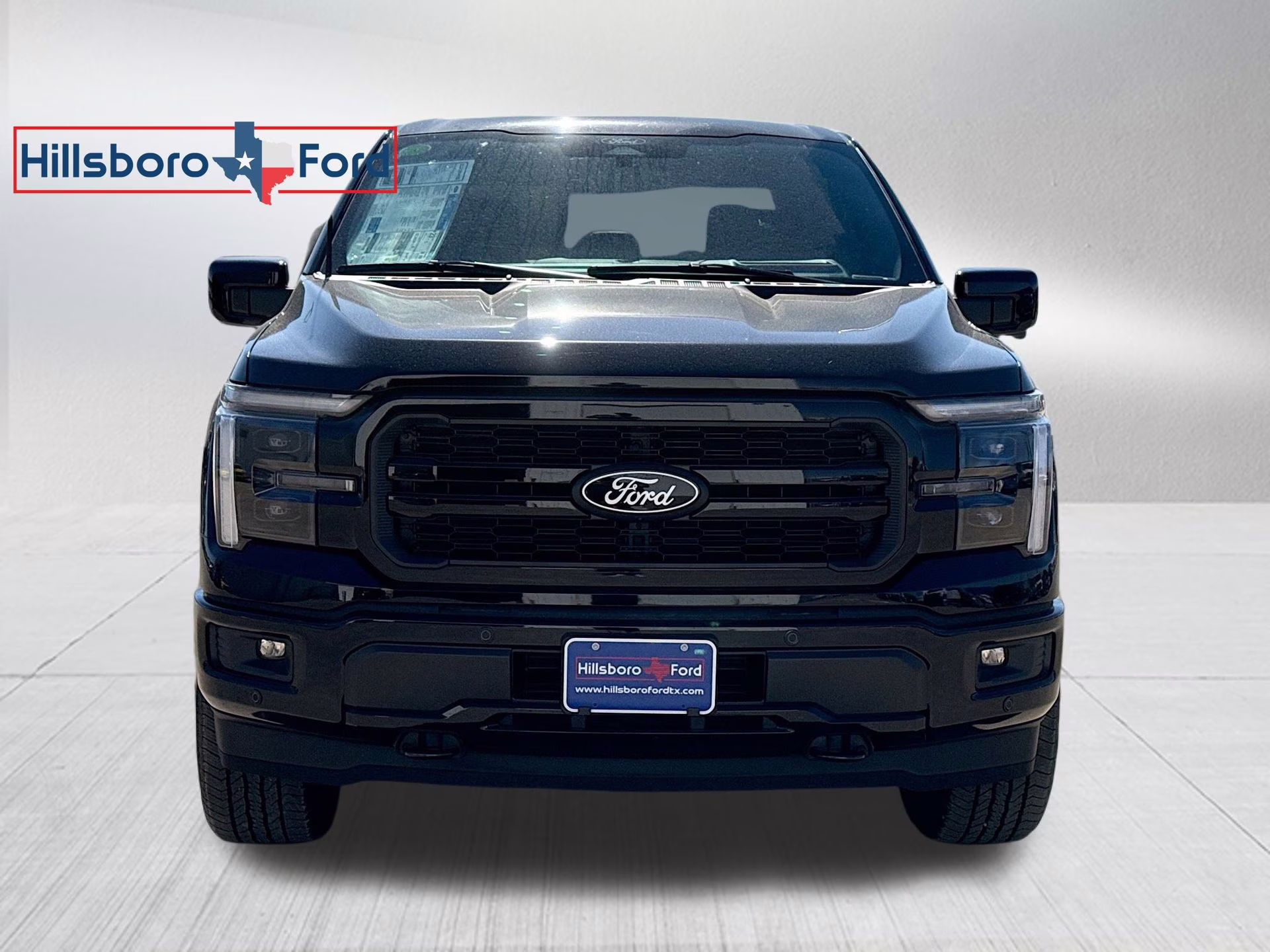 2025 Agate Black Metallic Ford F-150 Lariat 4X4 Truck