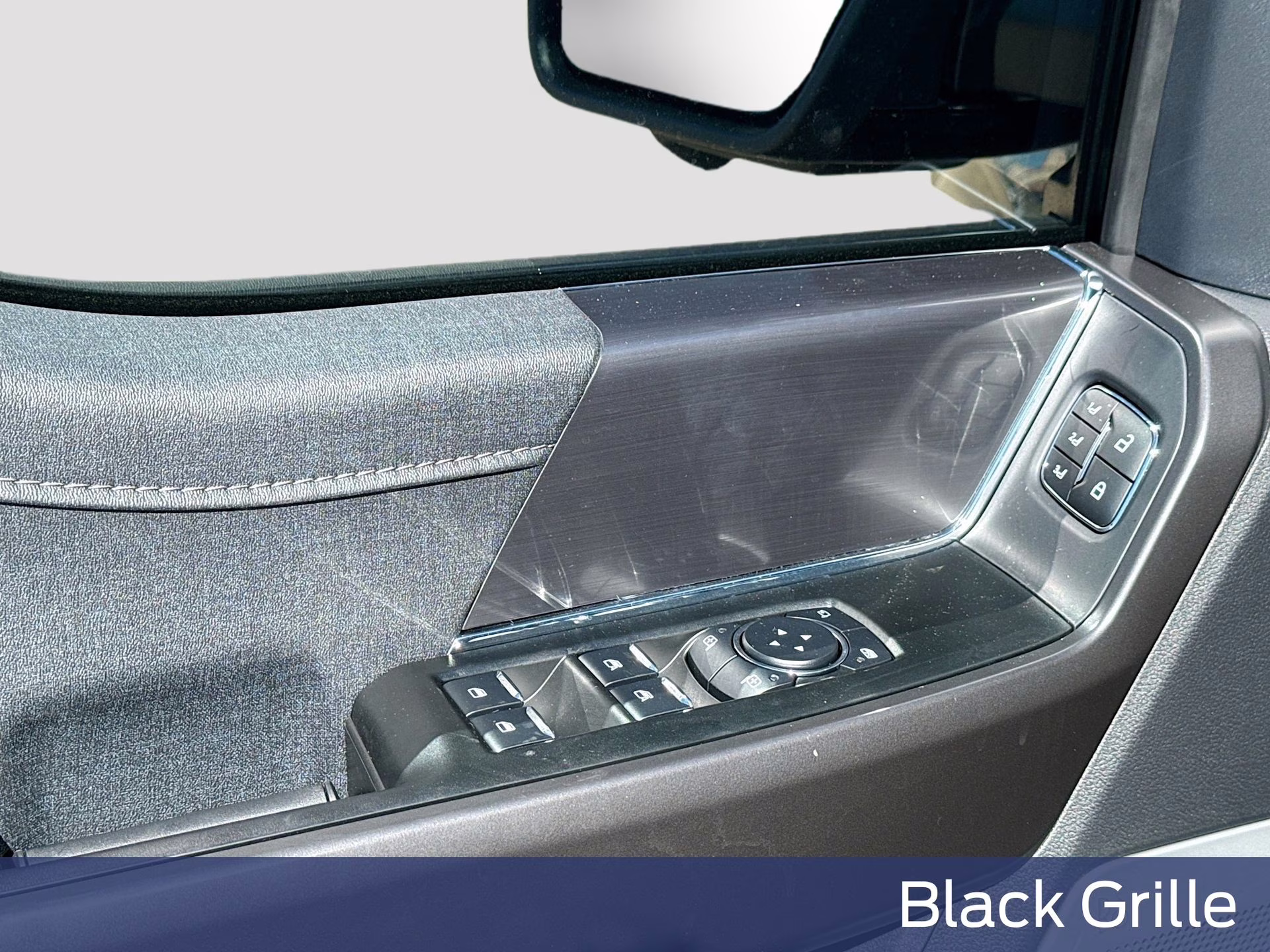 2025 Agate Black Metallic Ford F-150 Lariat 4X4 Truck