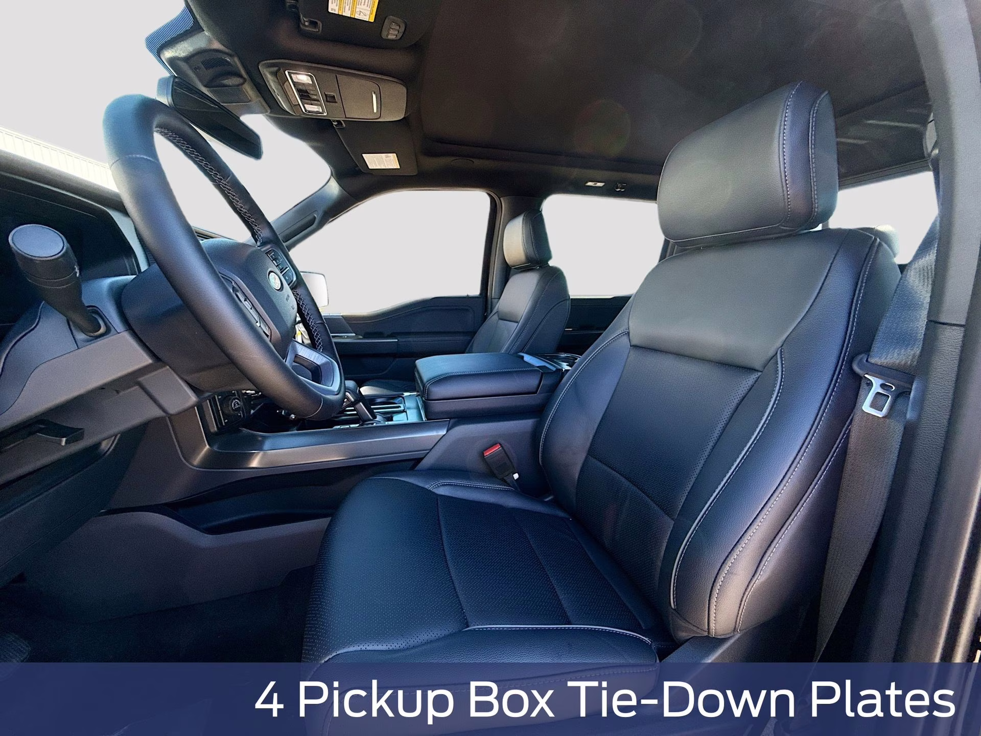 2025 Agate Black Metallic Ford F-150 Lariat 4X4 Truck