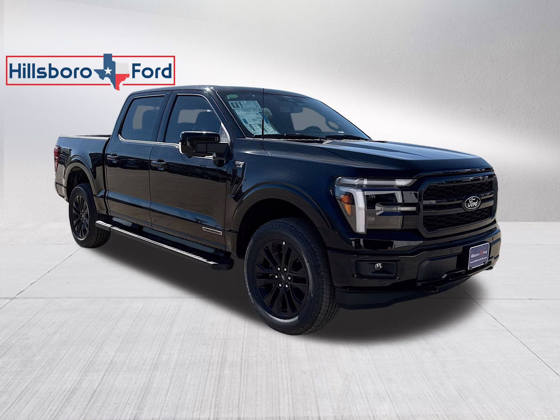 2025 Agate Black Metallic Ford F-150 Lariat 4X4 Truck