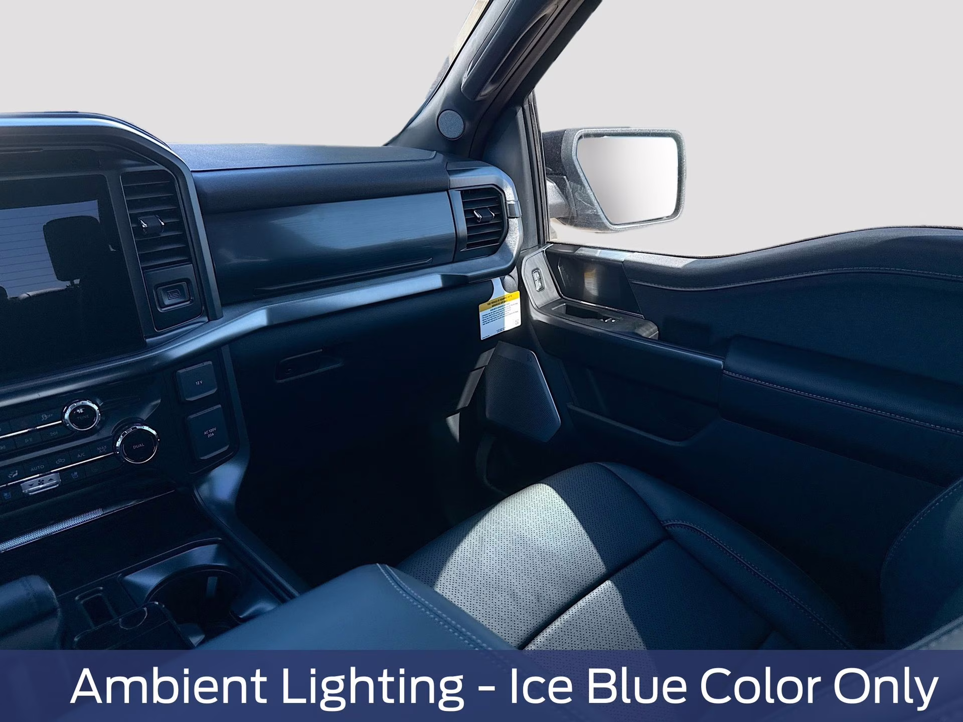 2025 Agate Black Metallic Ford F-150 Lariat 4X4 Truck