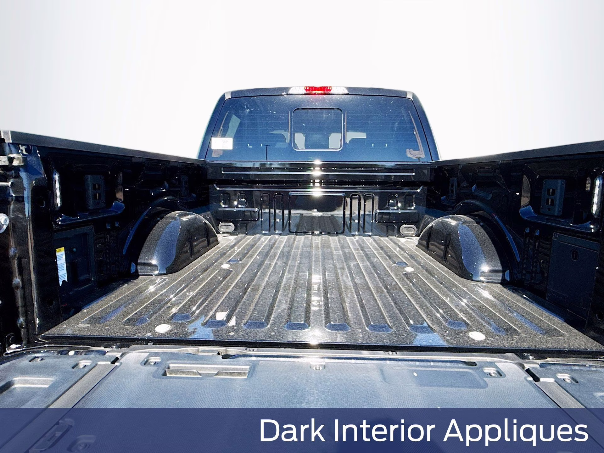 2025 Agate Black Metallic Ford F-150 Lariat 4X4 Truck