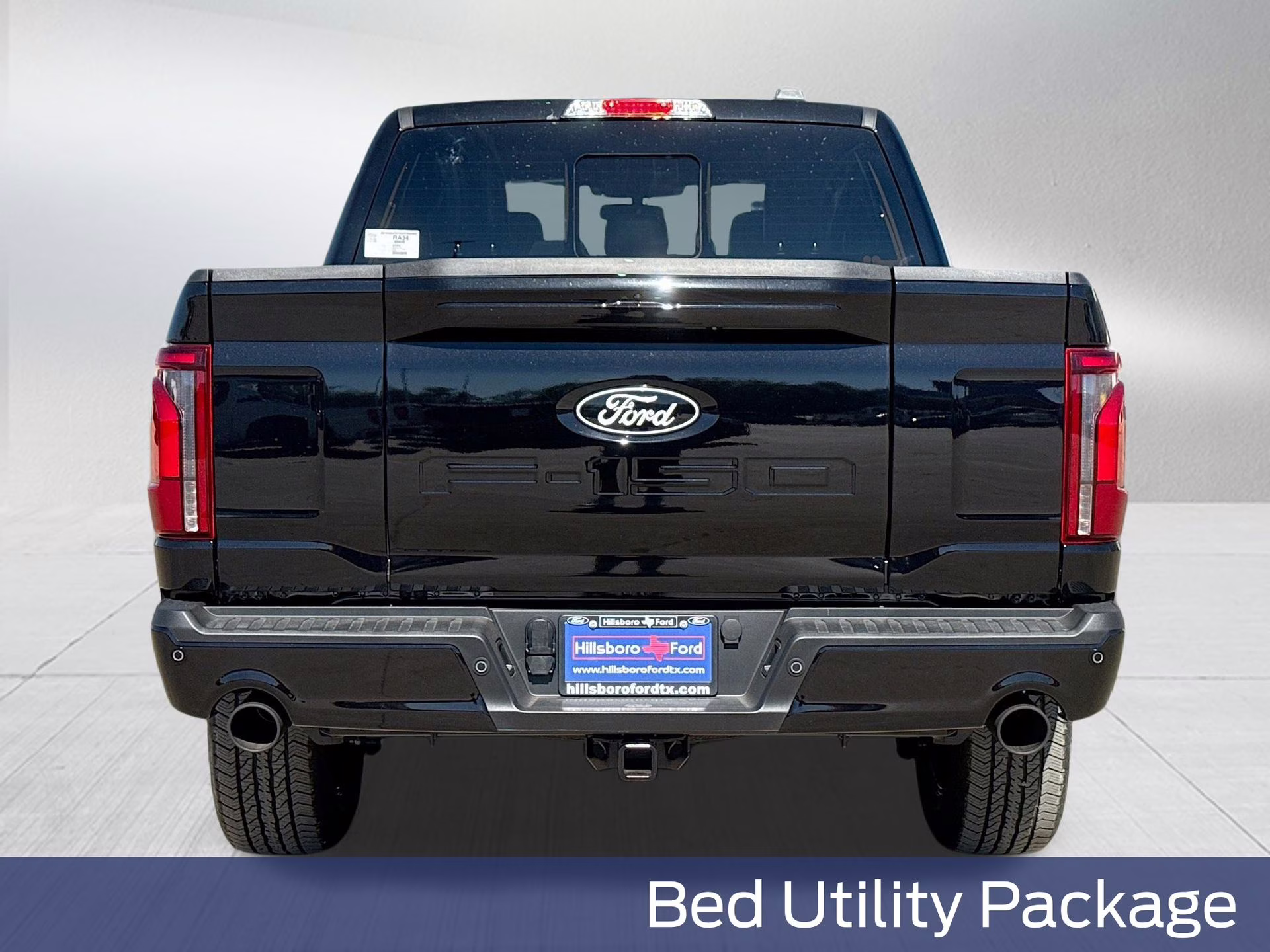 2025 Agate Black Metallic Ford F-150 Lariat 4X4 Truck