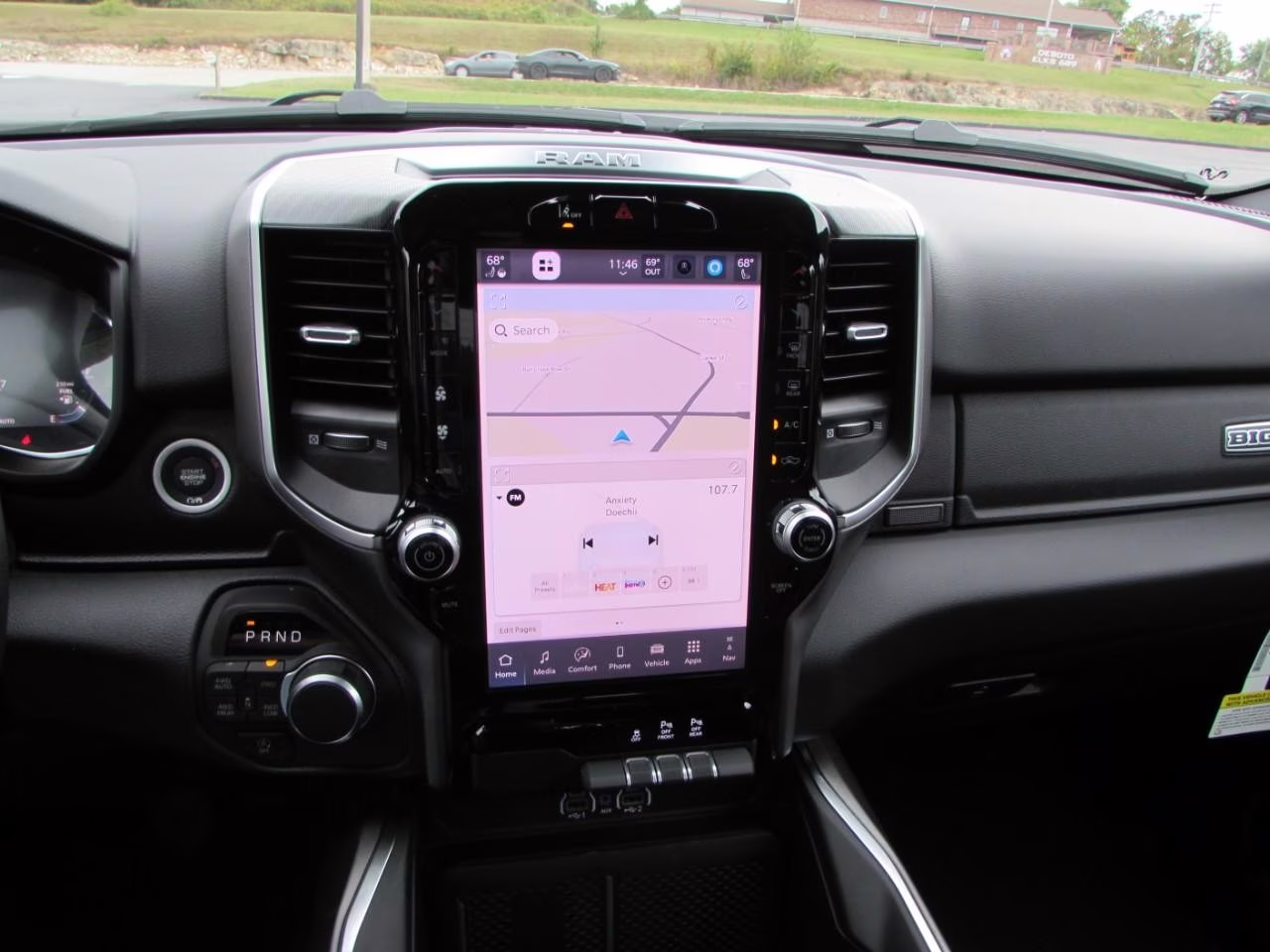 2026 Diamond Black Crystal Pearlcoat Ram 1500 Big Horn/Lone Star 4X4 Truck