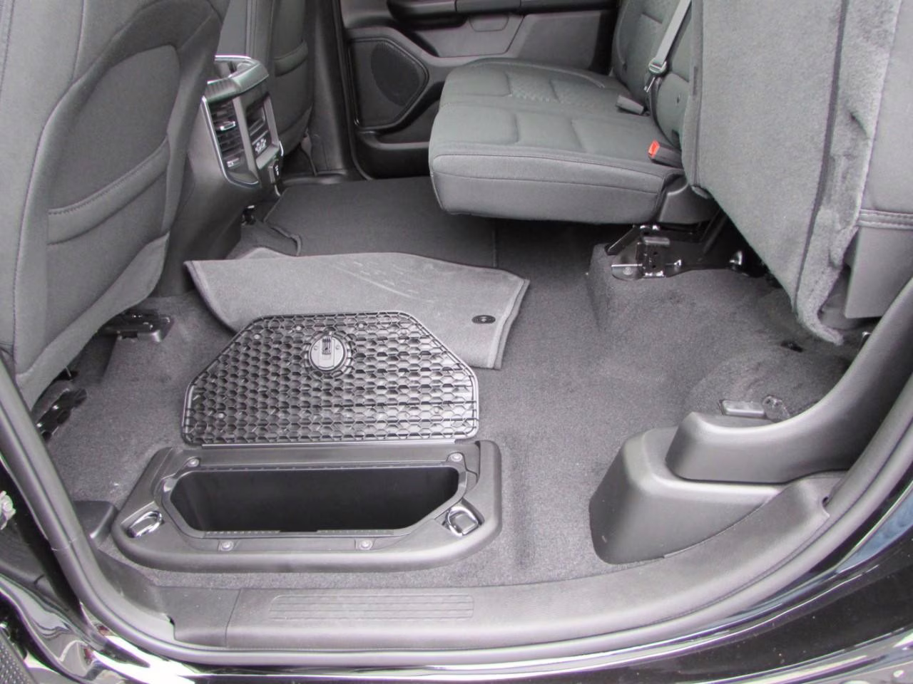 2026 Diamond Black Crystal Pearlcoat Ram 1500 Big Horn/Lone Star 4X4 Truck