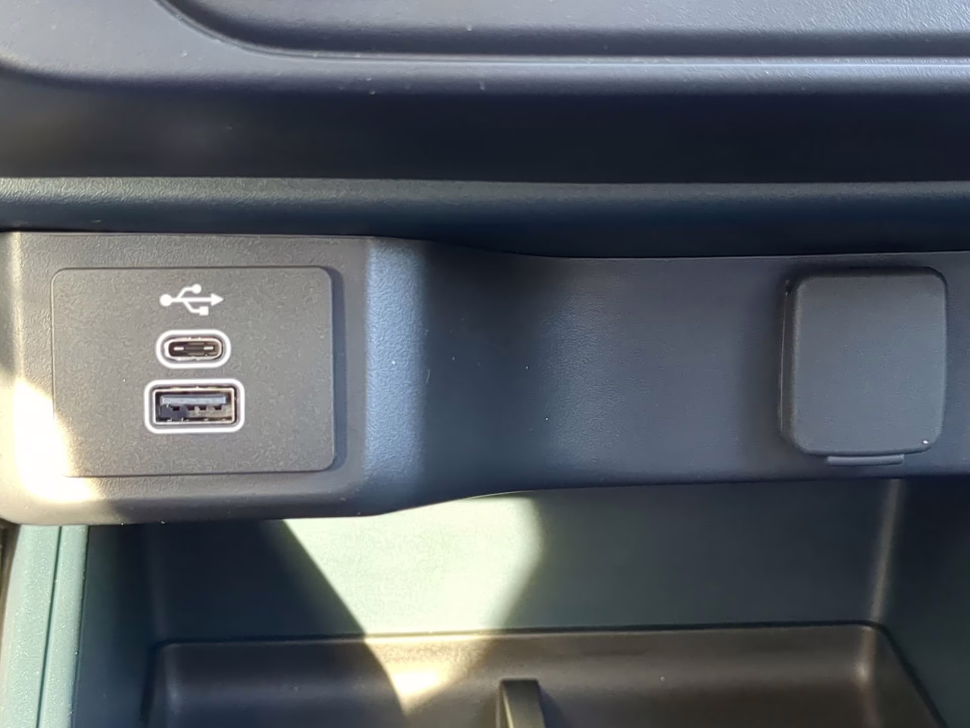 2026 Shadow Black Ford Maverick XL Crew Cab Pickup FWD Truck