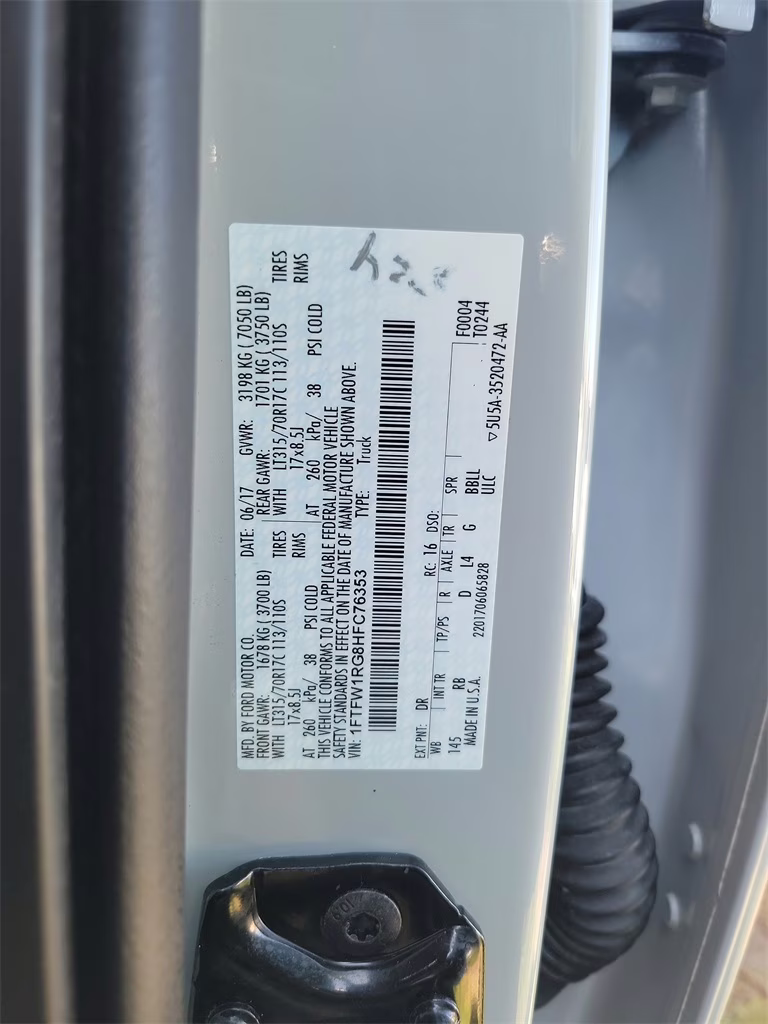 2017 Avalanche Ford F-150 Raptor 4X4 Truck