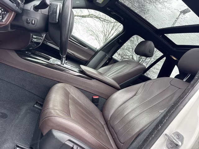 2018 Alpine White BMW X5 xDrive40e iPerformance AWD SUV