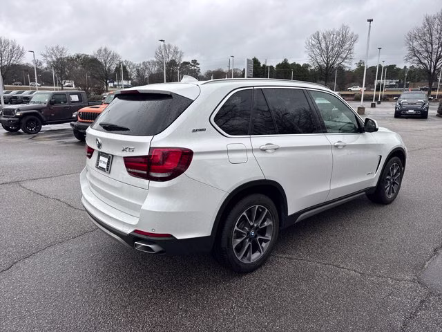 2018 Alpine White BMW X5 xDrive40e iPerformance AWD SUV