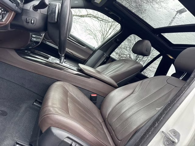 2018 Alpine White BMW X5 xDrive40e iPerformance AWD SUV