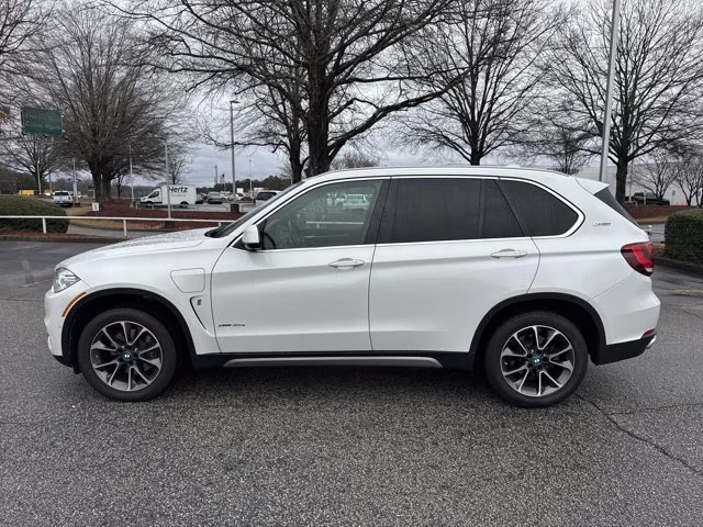 2018 Alpine White BMW X5 xDrive40e iPerformance AWD SUV