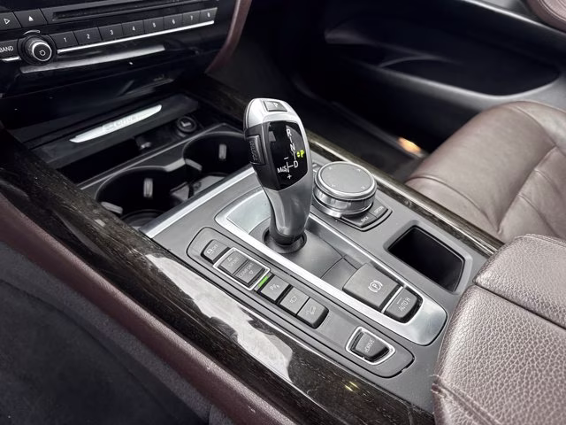 2018 Alpine White BMW X5 xDrive40e iPerformance AWD SUV