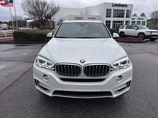 2018 Alpine White BMW X5 xDrive40e iPerformance AWD SUV