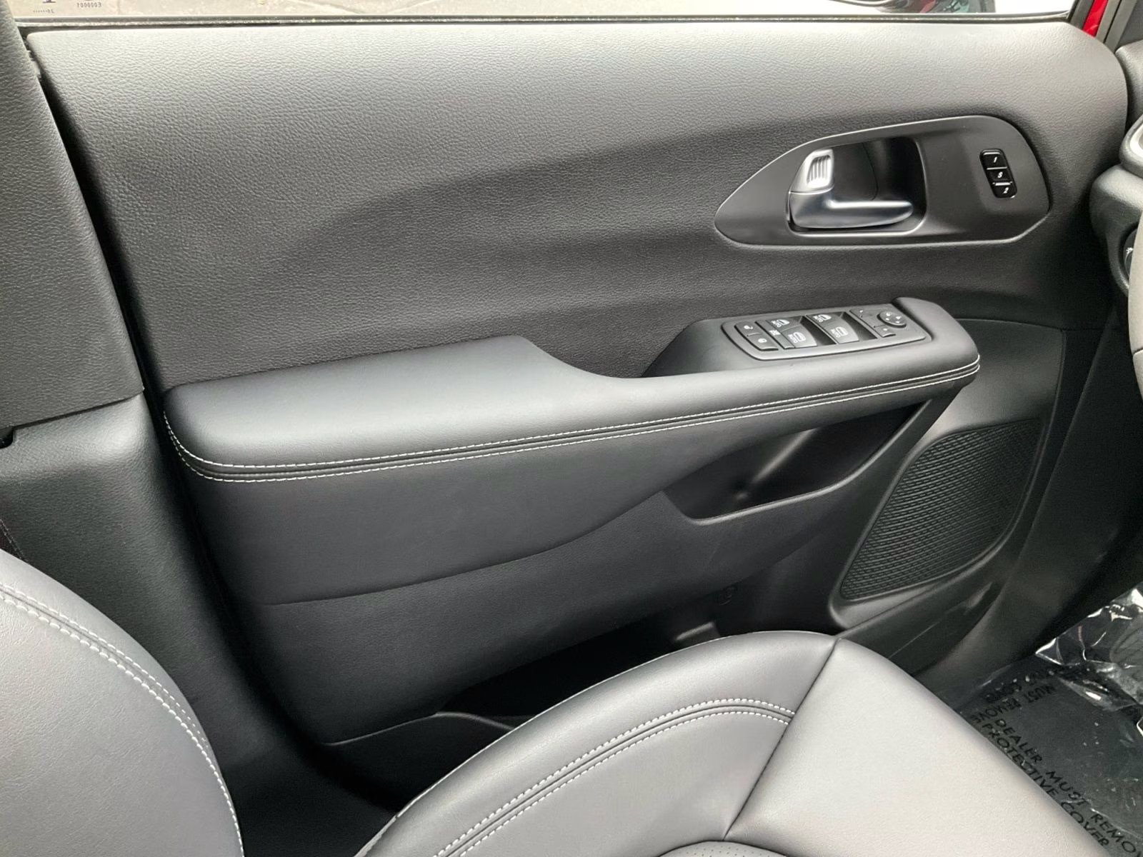 2026 Red Hot Pearlcoat Chrysler Pacifica Select AWD Van